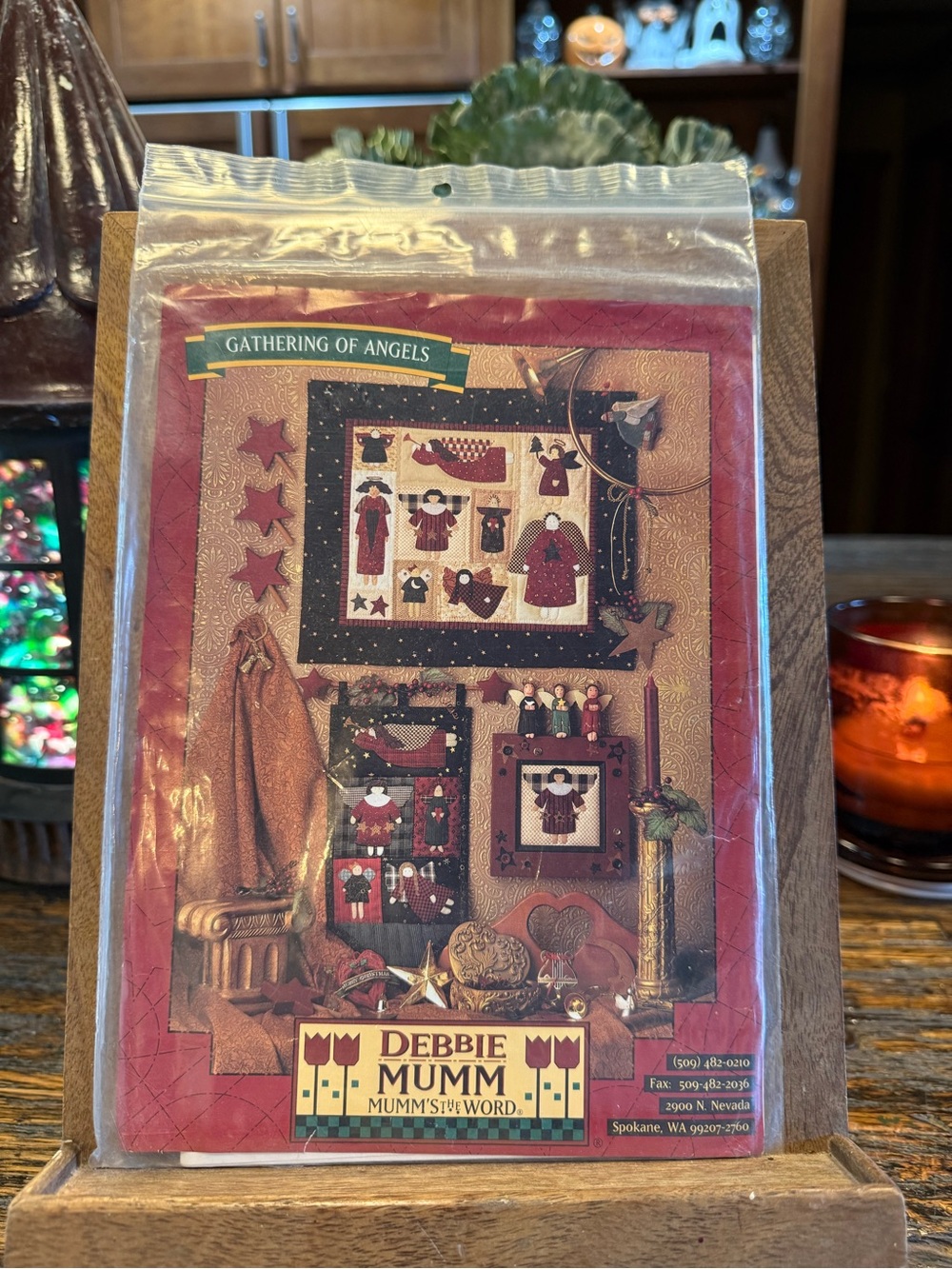 Debbie Mumm "Gathering of Angels" Quilted Wall Art Pattern Vintage Pattern Xmas